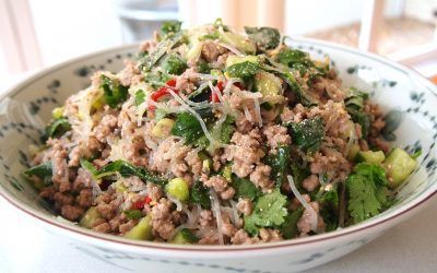 Cómo cocinar Larb (Laos)