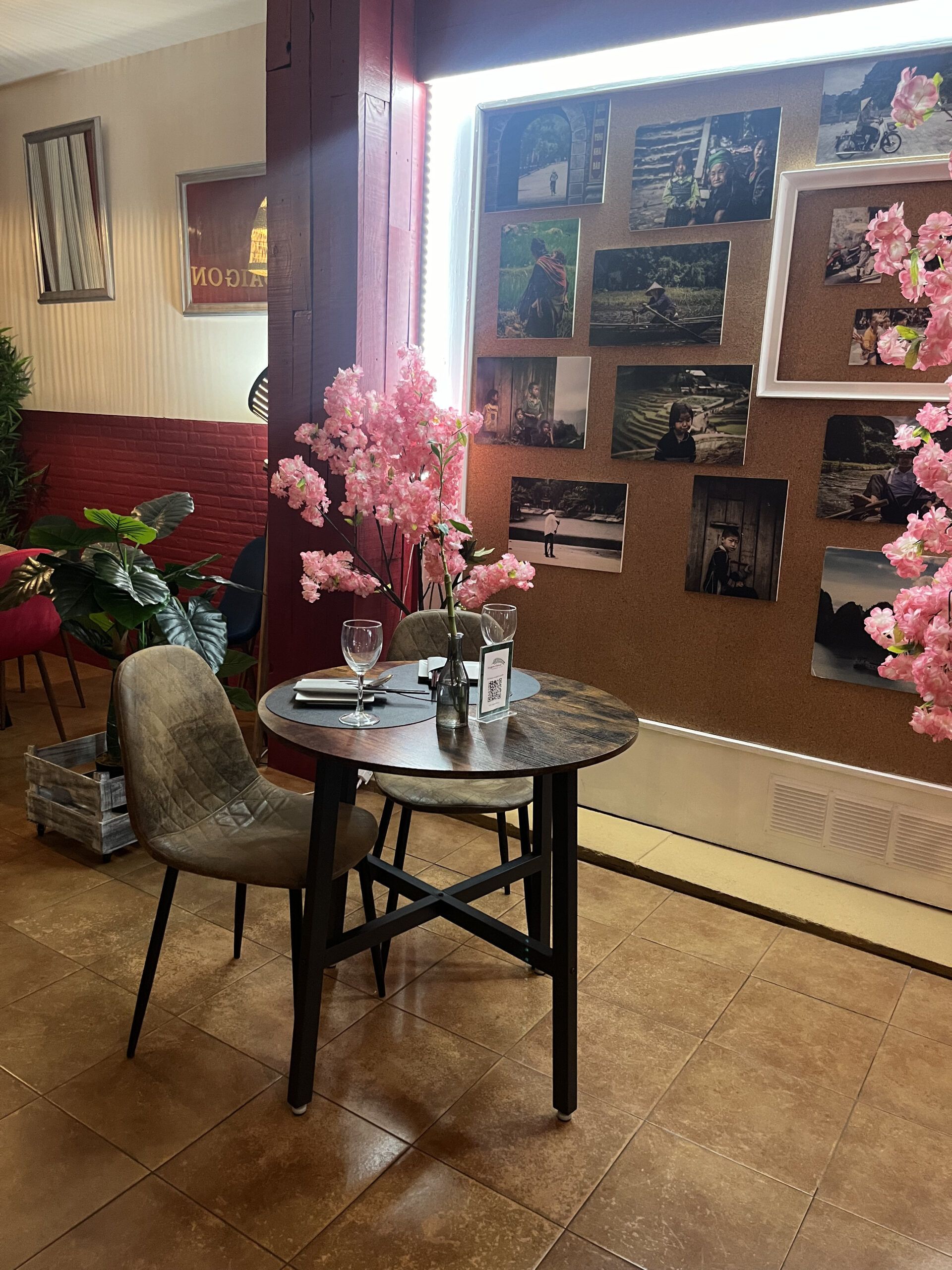 interior restaurante saigon delice valencia